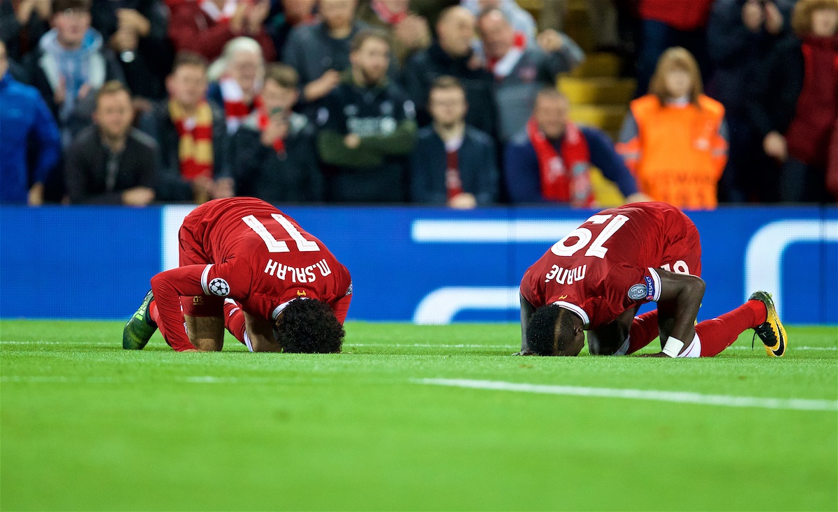 Liverpool, Klopp, Mané ve Salah’a maçlardan önce abdest almaları için 2 dakika teklif ediyor