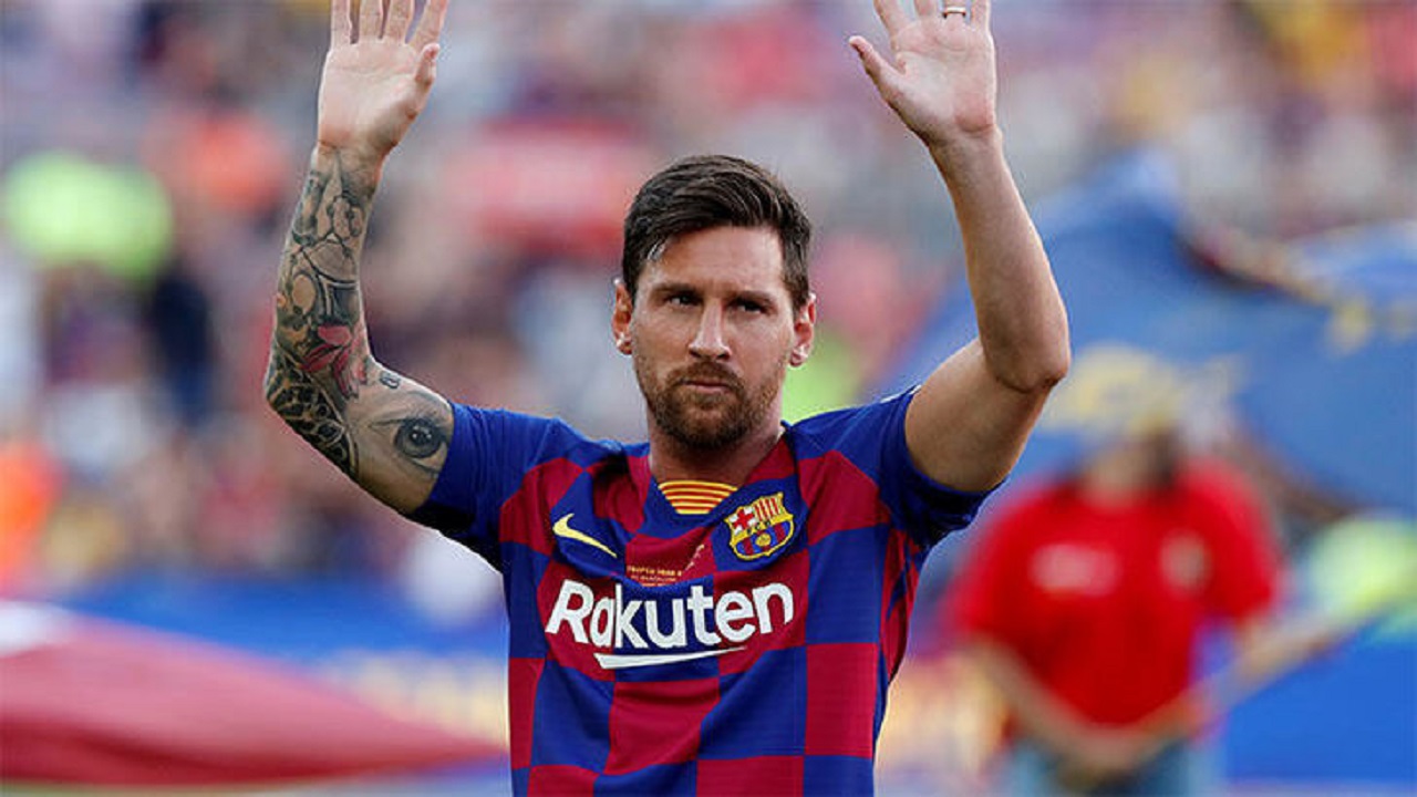 Barcelona’dan Messi, Supercopa yarı final maçında Real Sociedad maçında sakatlandı