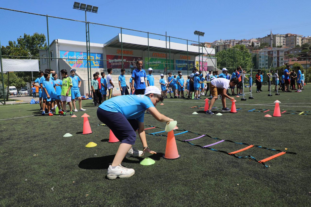 Oyunlar ve spor